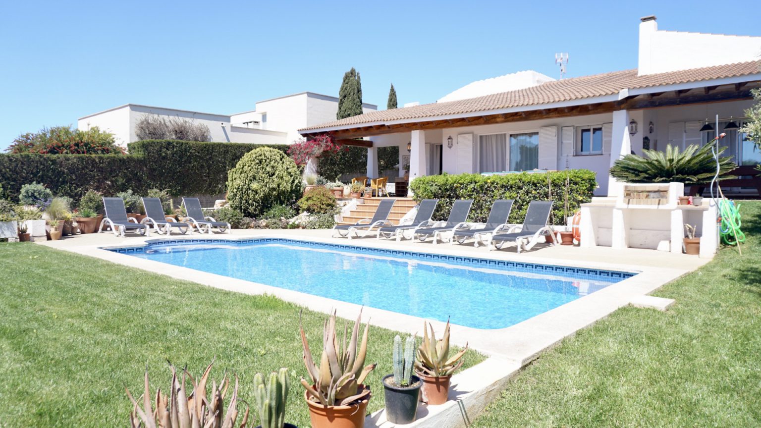 Curated visual reference: Visual Reference: Villa Luxury Rental In Menorca